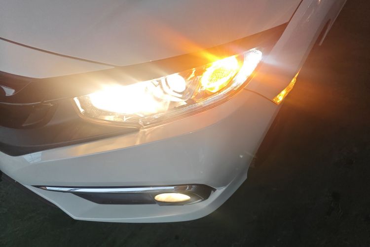 本田 思域 2019款 220TURBO CVT劲动版 国VI局部细节36