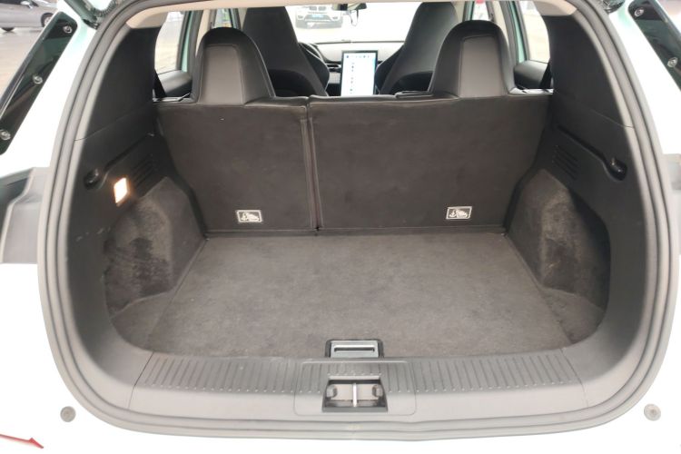 小鹏G3 2021款 G3i 520N机舱底盘23