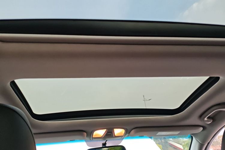 起亚K5 2014款 2.0L 自动LUXURY局部细节22