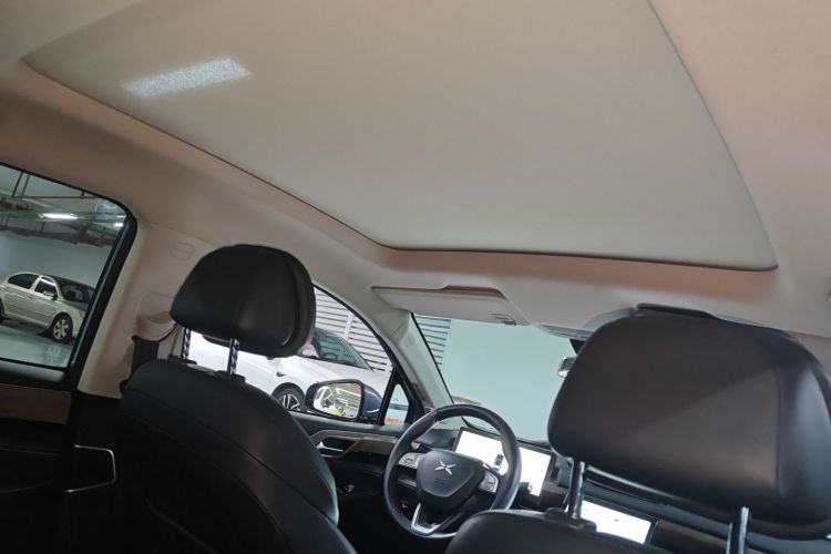 小鹏P5 2021款 550E局部细节22