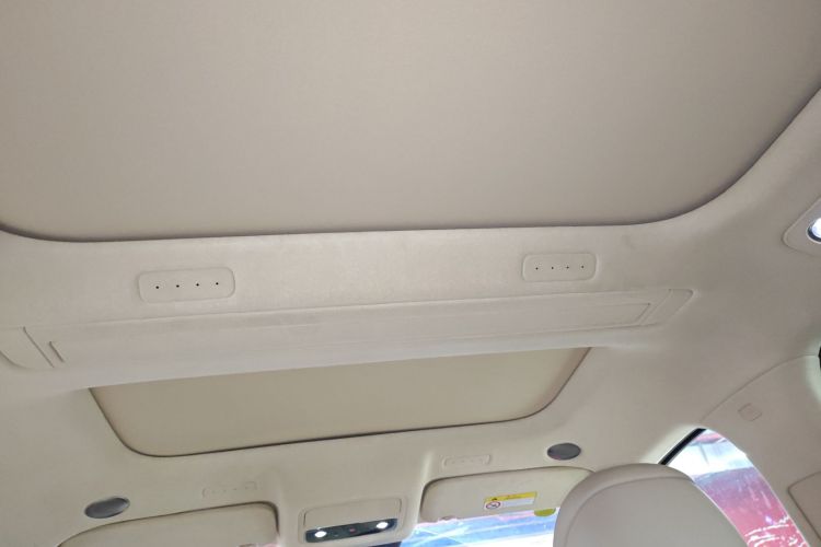 鸿蒙智行 问界M9 2024款 增程 Ultra版 52kWh 5座版中控内饰22