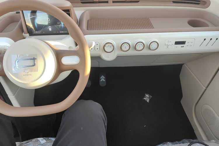 奔腾小马 2026款 222km 萌趣马 Plus中控内饰12