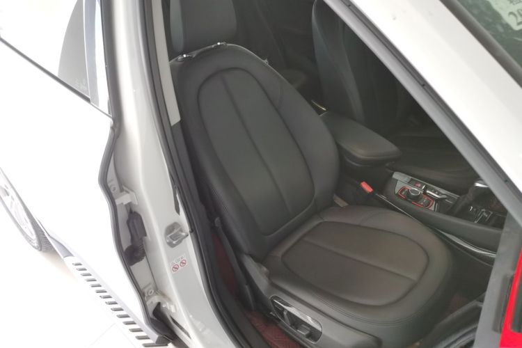 宝马X1 2018款 sDrive20Li 领先型局部细节41