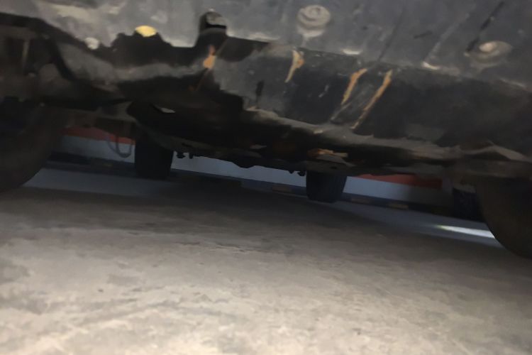 上汽大通MAXUS D90 2017款 2.0T 自动四驱 天狼星局部细节9008