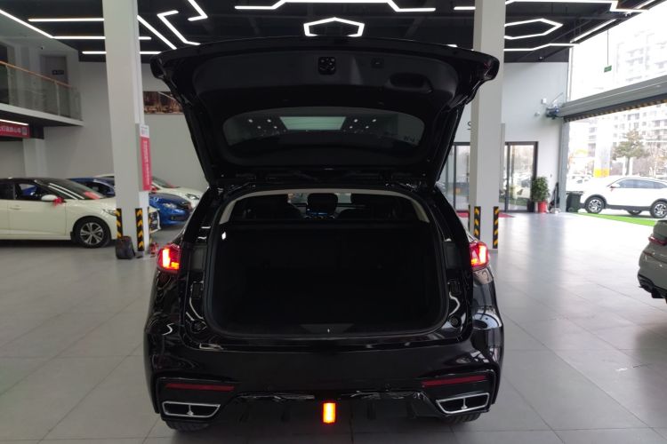 魏牌 VV7 2020款 2.0T 超豪型机舱底盘23