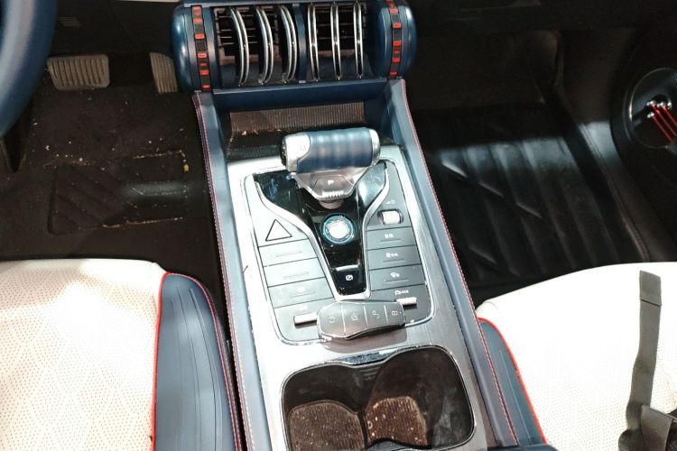 比亚迪 元PLUS 2022款 510KM 尊荣型中控内饰18