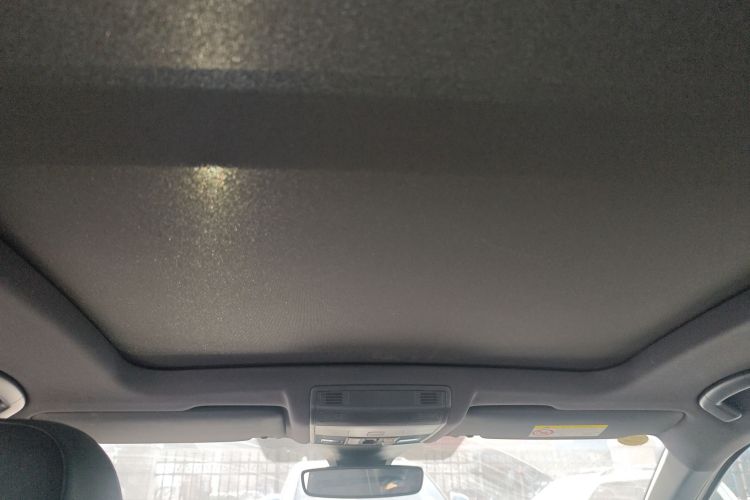 大众 T-ROC探歌 2023款 300TSI DSG两驱星光版中控内饰22