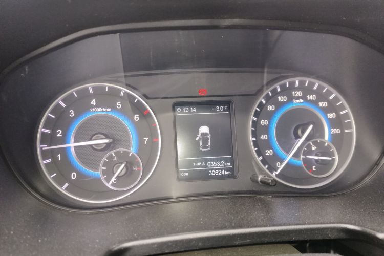 东风风光 风光S560 2019款 1.8L 手动都市型中控内饰14