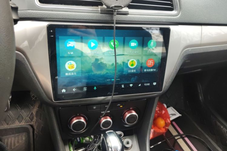 大众 朗逸 2015款 1.6L 自动风尚版中控内饰16