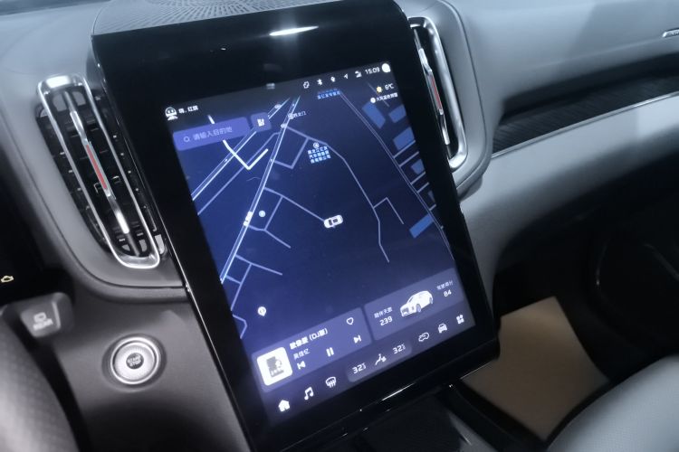 红旗HS3 PHEV 2024款 PHEV 115km 劲为版中控内饰16