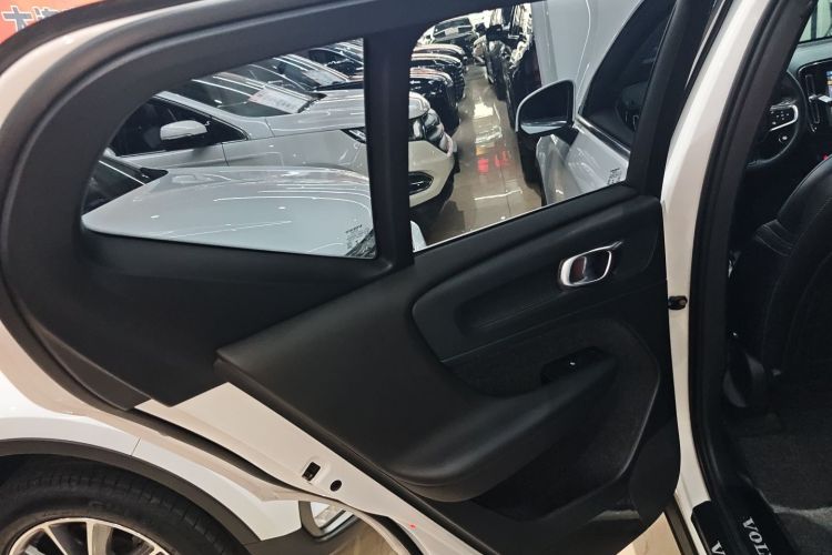 沃尔沃XC40 2020款 T4 四驱智远豪华版中控内饰49