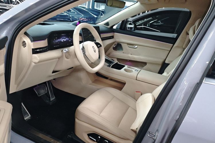 鸿蒙智行 问界M5 2025款 纯电  Ultra 后驱版中控内饰20