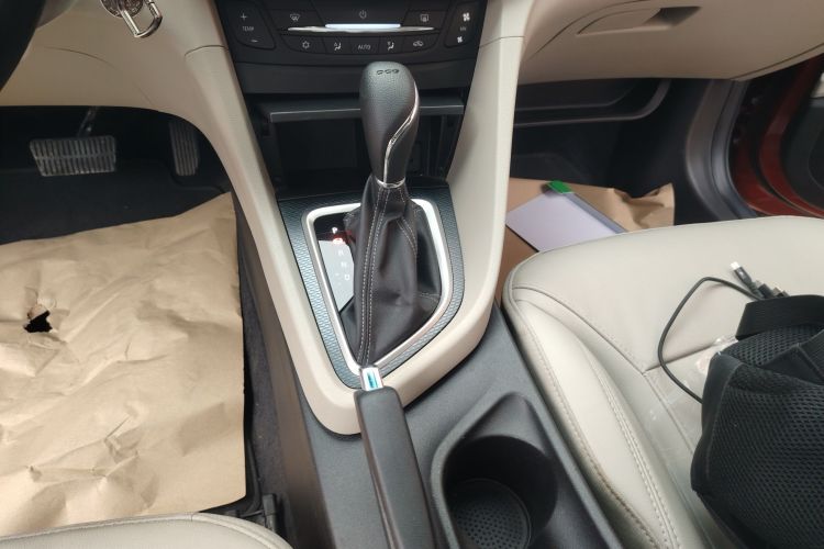 别克 英朗 2019款 15T 双离合互联精英型 国VI中控内饰18