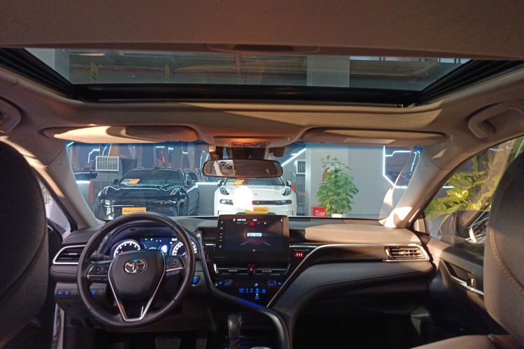 丰田 凯美瑞 2021款 2.0G 豪华版中控内饰22
