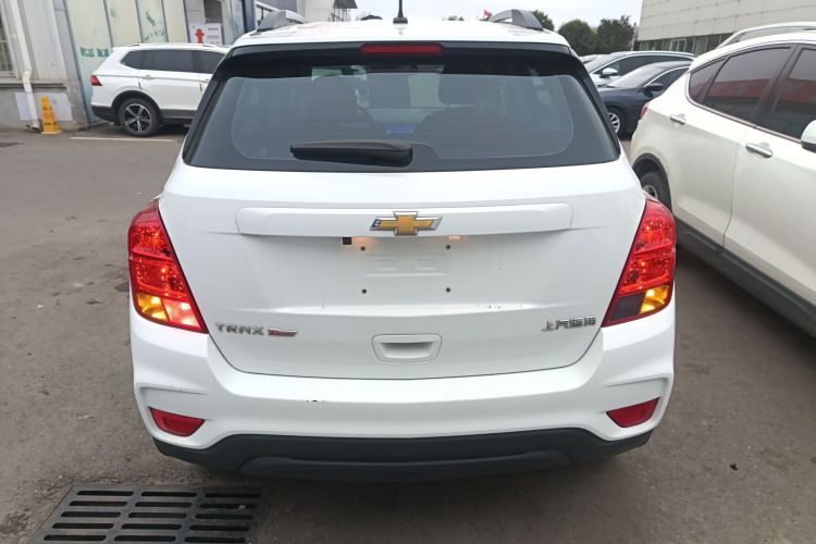 雪佛兰 创酷 2017款 1.4T 自动两驱舒适型车身外观6