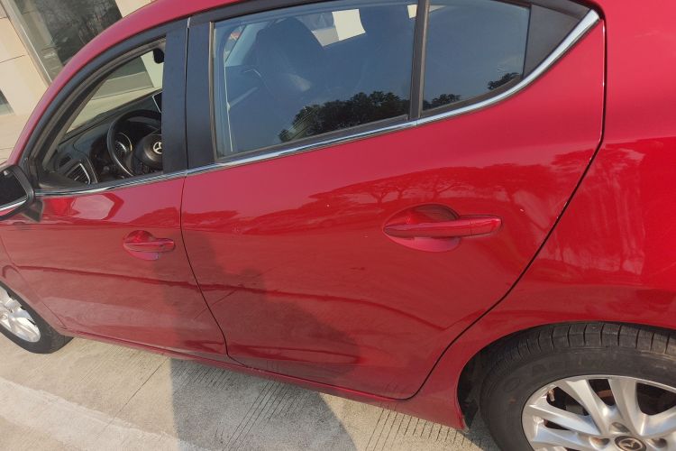 马自达3 昂克赛拉 2016款 三厢 1.5L 手动舒适型车身外观4