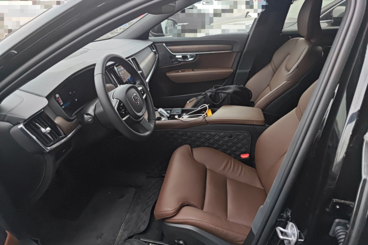 沃尔沃S90 2025款 B5 智远豪华版中控内饰19