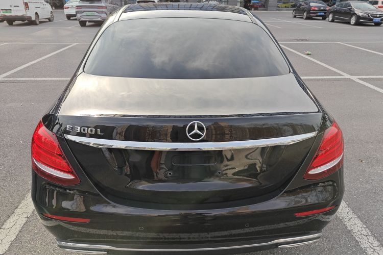 奔驰E级 2020款 E 300 L 时尚型车身外观6004