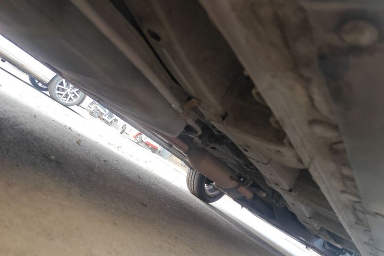 宝骏730 2014款 1.5L 手动舒适ESP版 7座局部细节9002