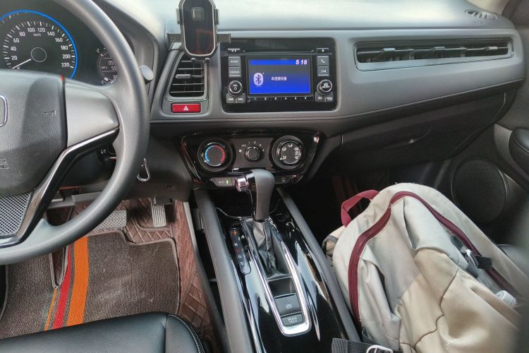 本田 缤智 2017款 1.5L CVT两驱舒适型中控内饰16