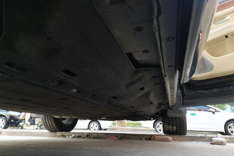 鸿蒙智行 问界M7 2024款 1.5T 后驱Plus版 5座局部细节9001