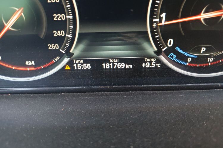 宝马5系 2017款 528Li xDrive领先型中控内饰15