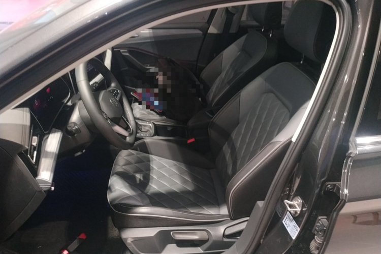 大众 速腾 2024款 300TSI DSG超越版局部细节19