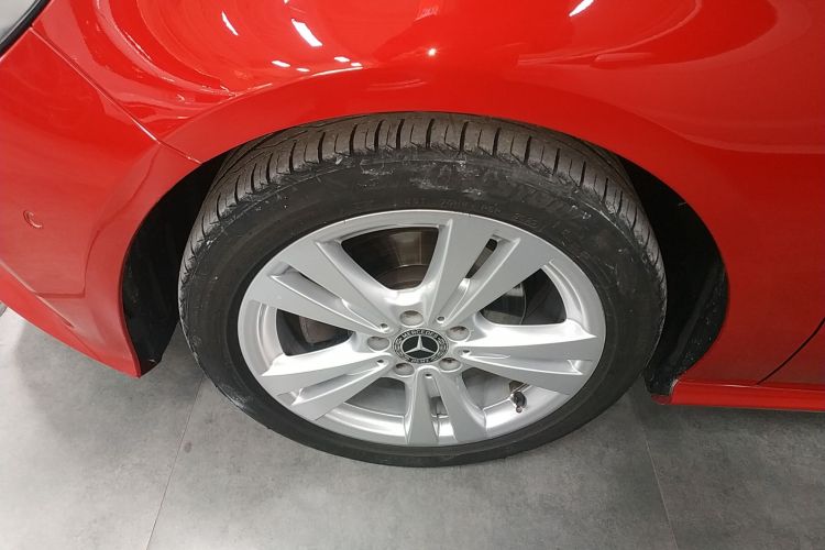 奔驰A级(进口) 2018款 A 200 动感型车身外观6007