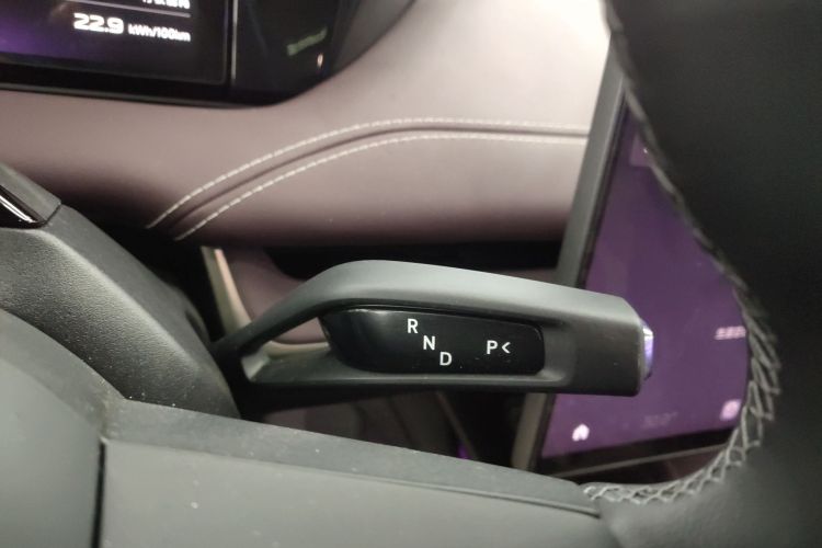 小米汽车 小米SU7 2024款 四驱超长续航高阶智驾Max版中控内饰18