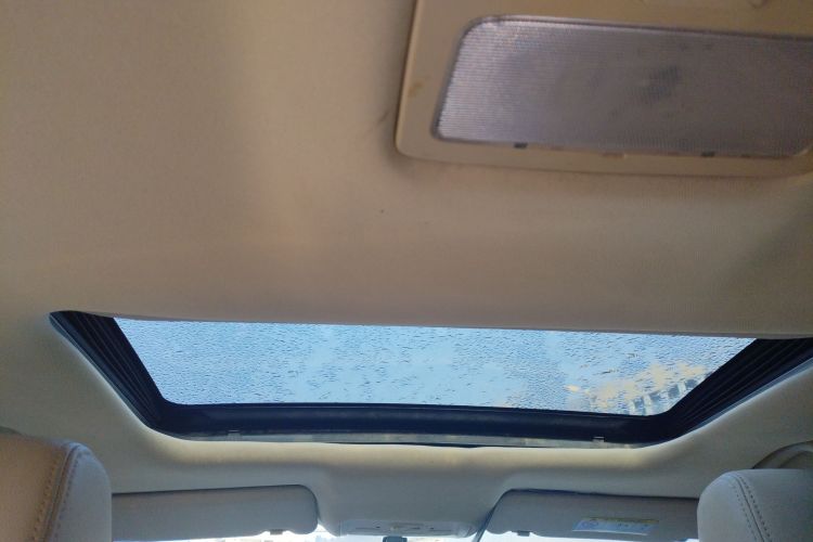 奇瑞 艾瑞泽7 2015款 1.6L 手动致尚版中控内饰22