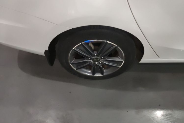 长安 逸动 2016款 1.6L GDI 自动劲尚型车身外观6008