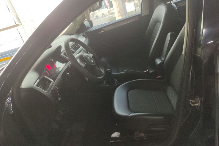 大众 桑塔纳 2015款 1.6L 手动舒适版局部细节19