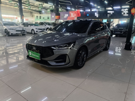 福特 福克斯 2022款 两厢 EcoBoost 180 自动ST Line