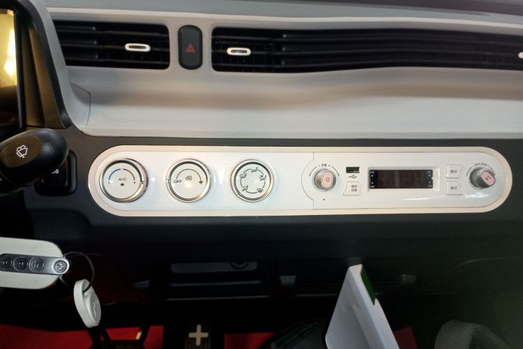 五菱汽车 宏光MINIEV 2022款 马卡龙时尚款 磷酸铁锂局部细节16