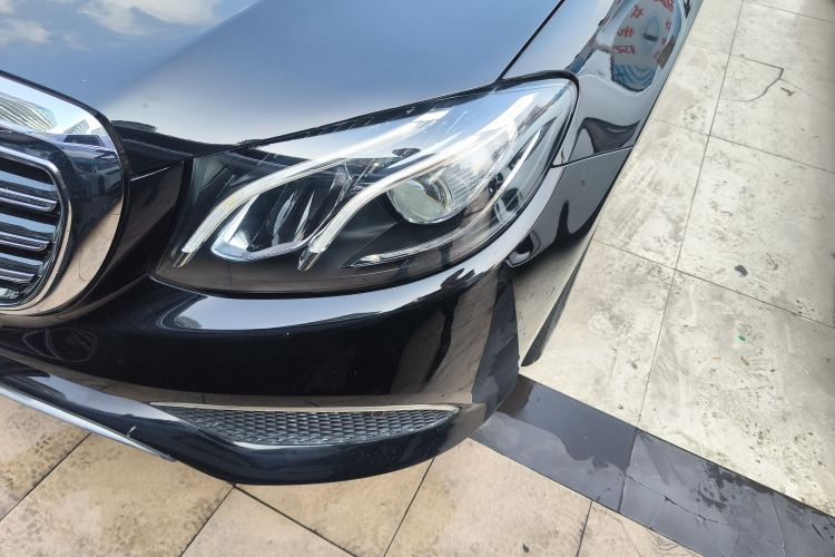 奔驰E级 2019款 E 260 L局部细节36