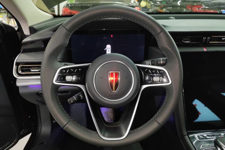 红旗H5 2024款 2.0T 自动智联旗畅版中控内饰13