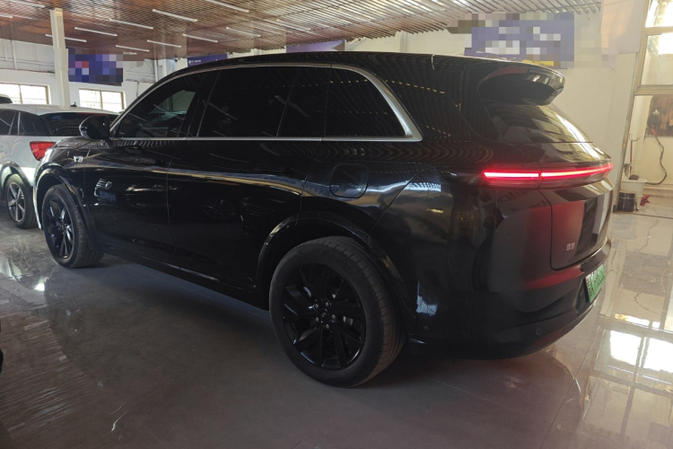 理想汽车 理想L7 2023款 Pro车身外观4