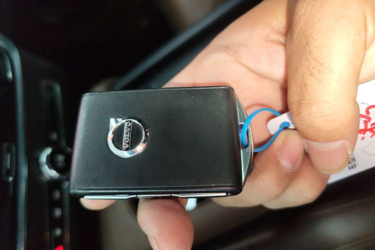 沃尔沃V90 2022款 Cross Country B5 AWD 智尊版中控内饰7001