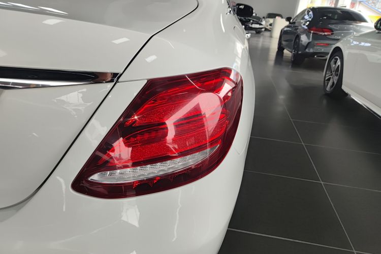 奔驰E级 2016款 E 200 L 运动型车身外观6006