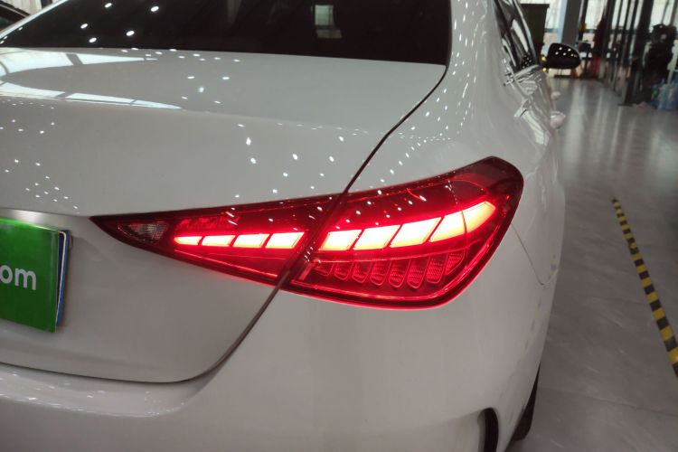 奔驰C级 2022款 C 200 L 运动版车身外观6006