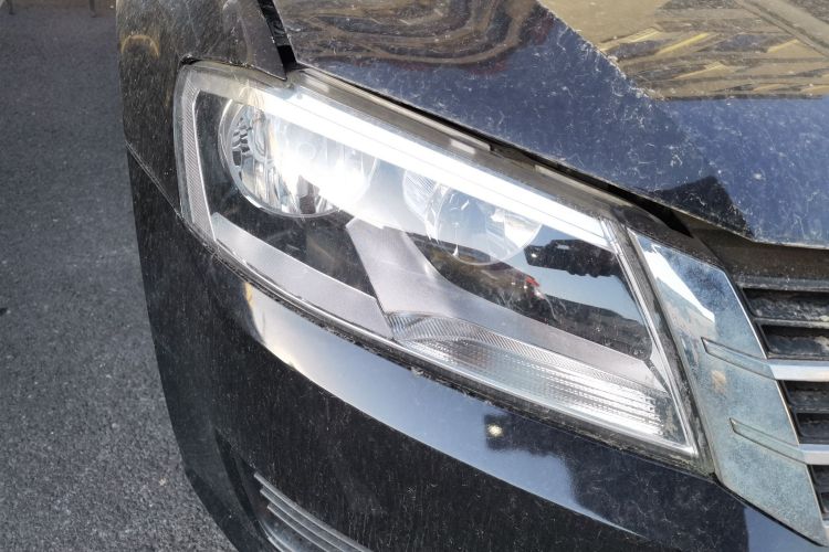 大众 朗逸 2013款 改款经典 1.6L 自动风尚版车身外观6006