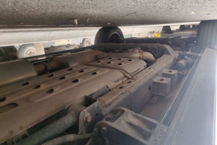 坦克500 2022款 3.0T 运动版 造境型 5座局部细节9003