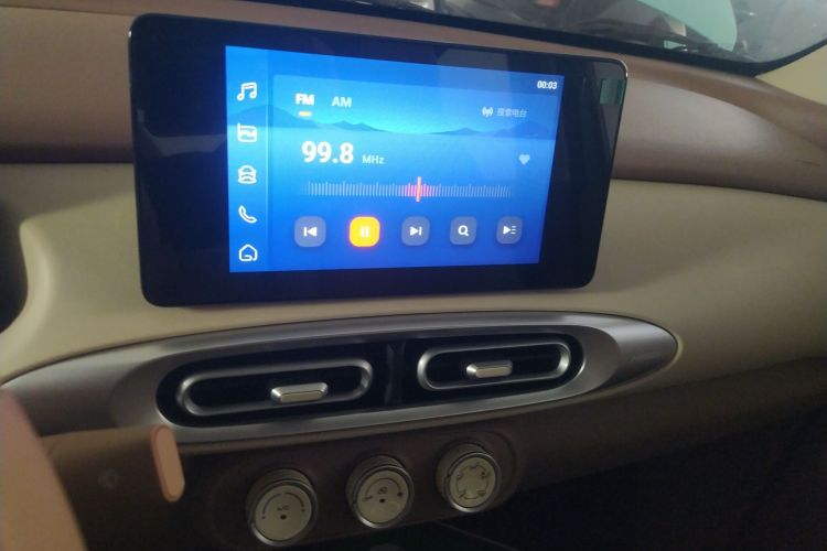 五菱汽车 宏光MINIEV 2025款 四门版 臻享+款中控内饰16