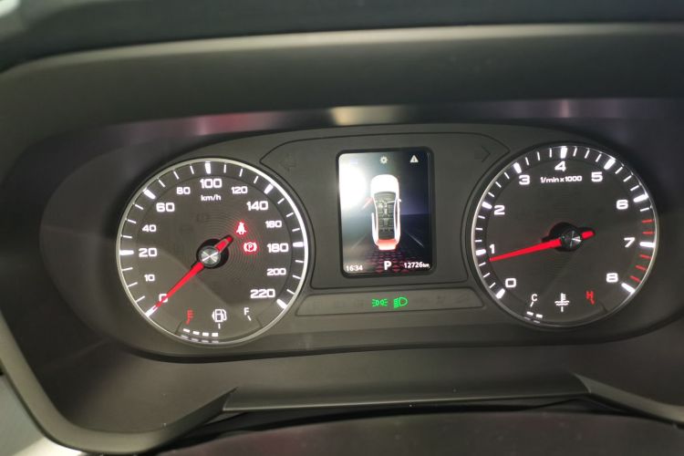 名爵 MG5 2023款 180DVVT CVT风尚版局部细节14