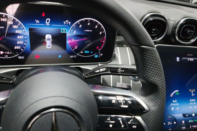 奔驰C级 2022款 改款 C 200 L 运动版中控内饰18
