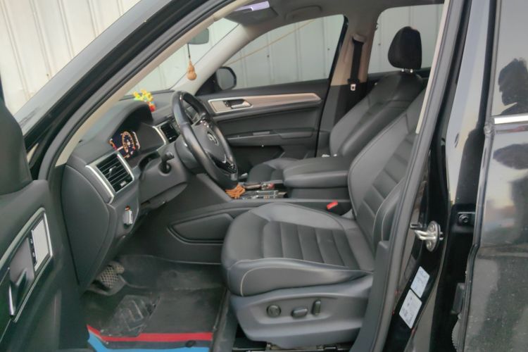 大众 途昂 2020款 330TSI 两驱豪华版 国VI中控内饰19