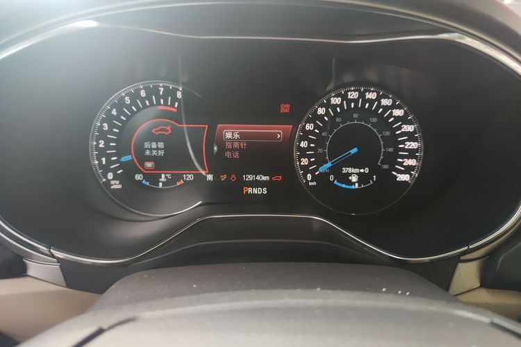 福特 蒙迪欧 2013款 2.0L GTDi240至尊型中控内饰14