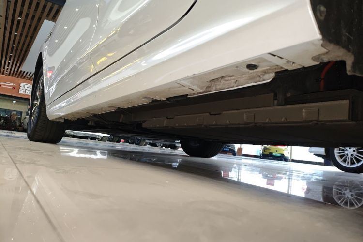 比亚迪 秦PLUS 2023款 冠军版 DM-i 55KM领先型局部细节9002