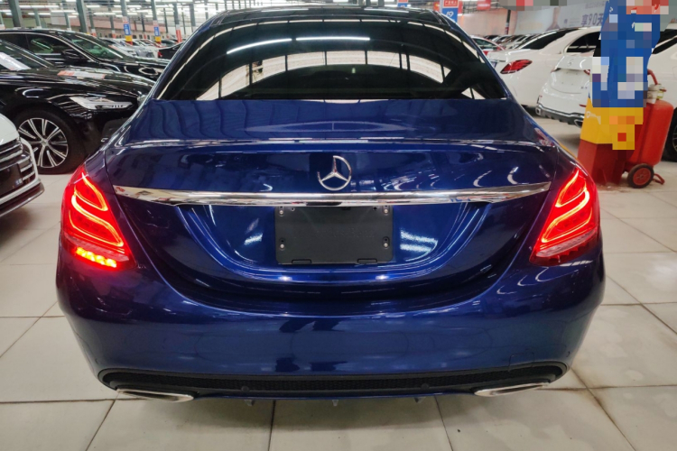 奔驰C级 2015款 C 200 L 运动型车身外观6