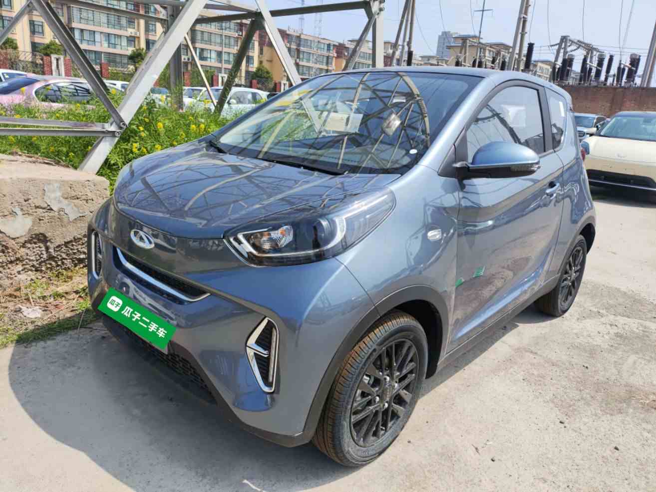 奇瑞QQ 小蚂蚁 2024款 改款 青春版 251km 真爱版 25.05kWh(2)